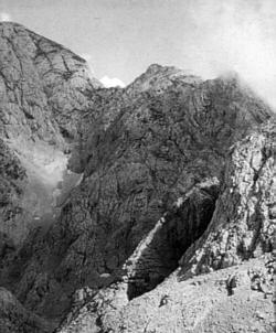 Slopes above the Hochscharte pass, ph. K. Dubiel