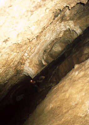 W jaskini Szczelina Chochoowska